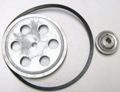 Turbine-gearbox drive belt and pulleys