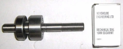 Turbine shaft bearings and mechanical seal